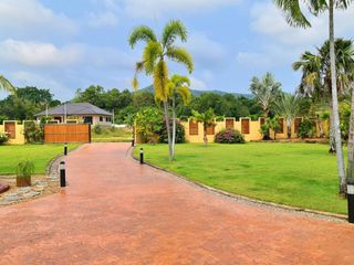 For sale 6 bedrooms house in Bang Saray, Pattaya