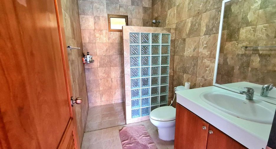 For sale 6 bedrooms house in Sattahip, Chonburi