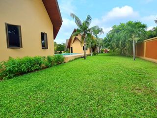 For sale 6 bedrooms house in Bang Saray, Pattaya