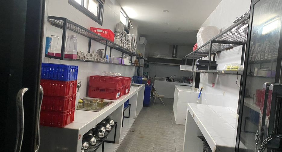 For sale retail Space in Bang Lamung, Chonburi
