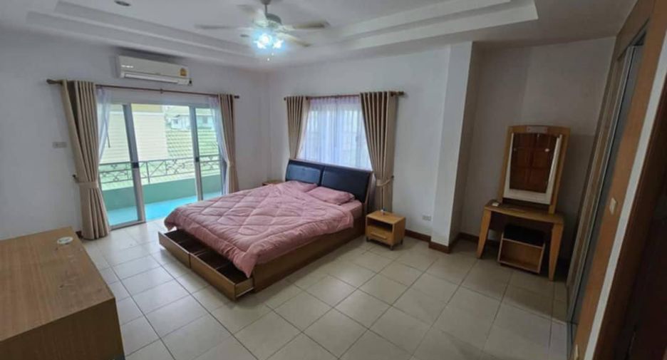 For sale 4 bedrooms house in Bang Lamung, Chonburi
