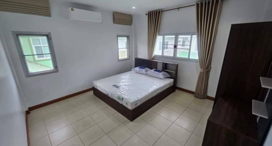 For sale 4 bedrooms house in Bang Lamung, Chonburi