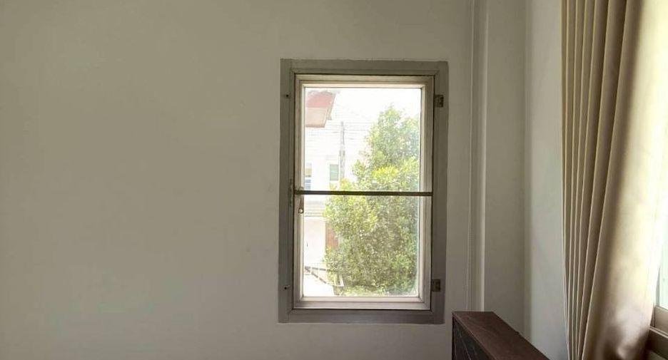 For sale 4 bedrooms house in Bang Lamung, Chonburi