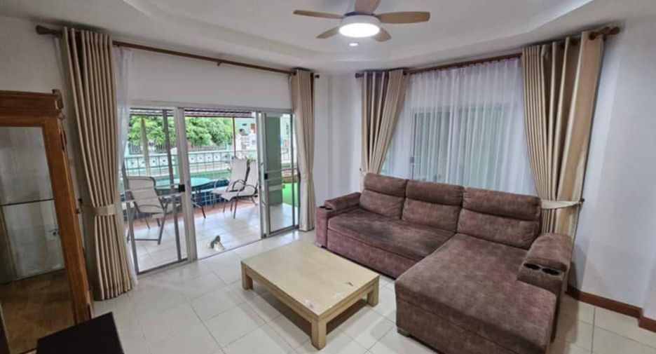 For sale 4 bedrooms house in Bang Lamung, Chonburi