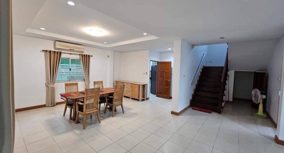 For sale 4 bedrooms house in Bang Lamung, Chonburi