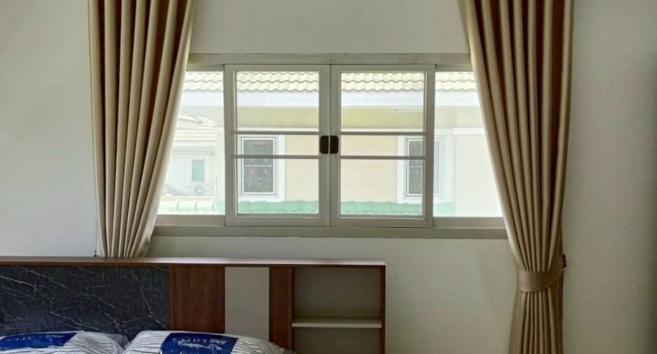 For sale 4 bedrooms house in Bang Lamung, Chonburi