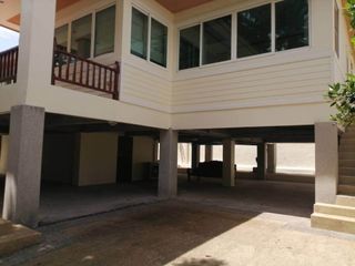 À louer 3 chambres maison à Bang Lamung, Chonburi