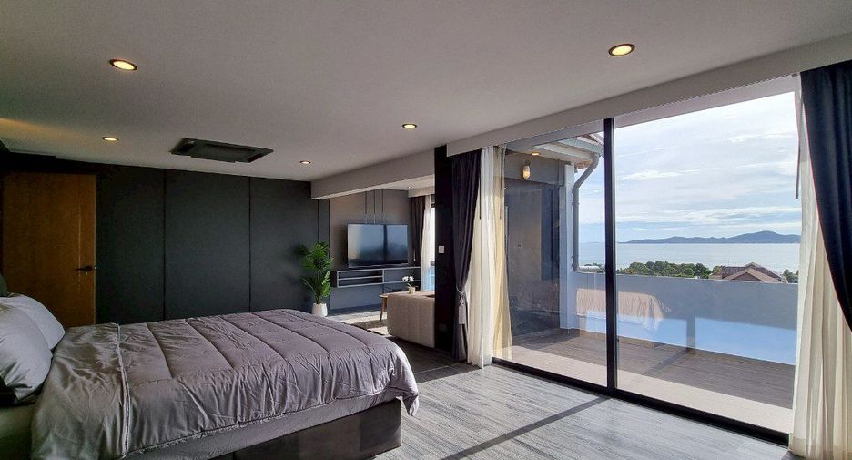 For sale 5 bedrooms condo in Pratumnak, Pattaya