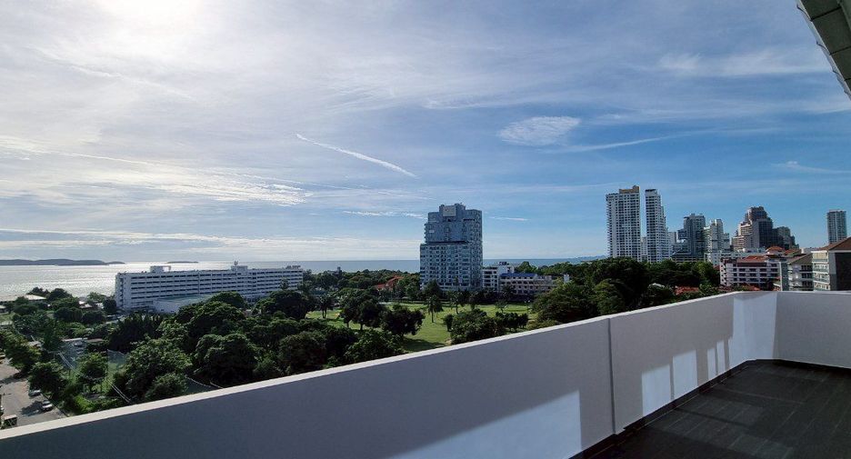 For sale 5 bedrooms condo in Pratumnak, Pattaya