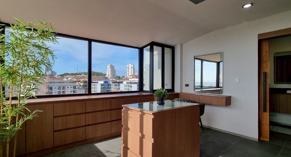 For sale 5 bedrooms condo in Pratumnak, Pattaya