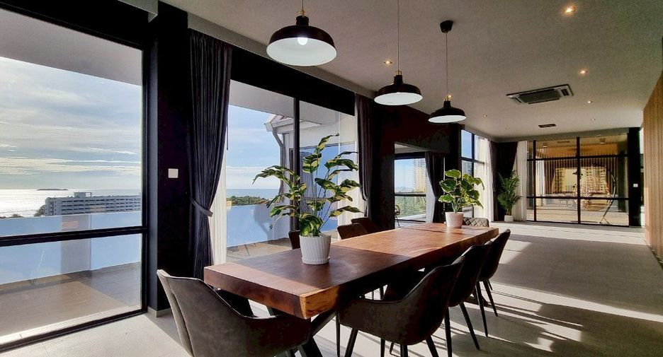 For sale 5 bedrooms condo in Pratumnak, Pattaya