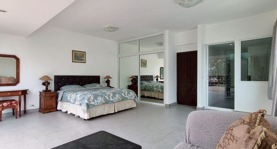 For rent 4 bedrooms house in Bang Lamung, Chonburi