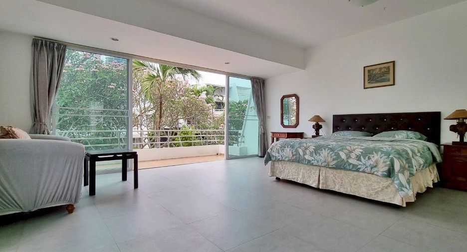For rent 4 bedrooms house in Bang Lamung, Chonburi
