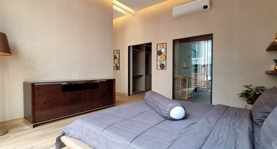 For sale 6 bedrooms house in Bang Lamung, Chonburi