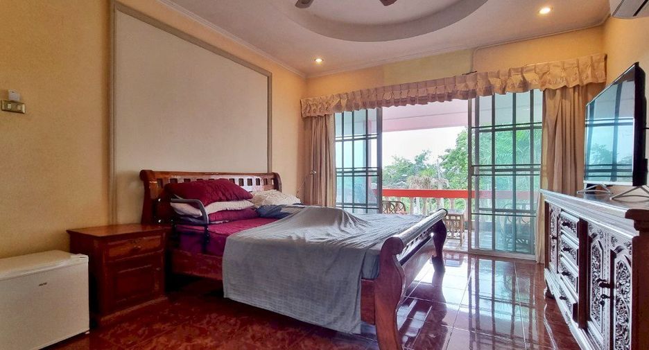 Haus zum Kauf mit 3 Zimmer in Bang Lamung, Chonburi