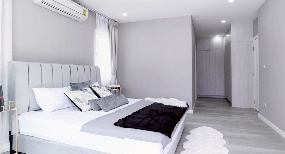 Продажа 4 спальни дом в Банг Ламунг, Чонбури