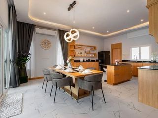 Haus zur Miete mit 6 Zimmer in Bang Lamung, Chonburi