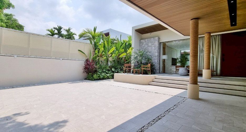 For sale 3 bedrooms house in Sattahip, Chonburi