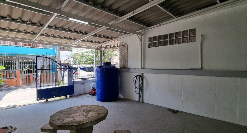Haus zum Kauf mit 2 Zimmer in Bang Lamung, Chonburi
