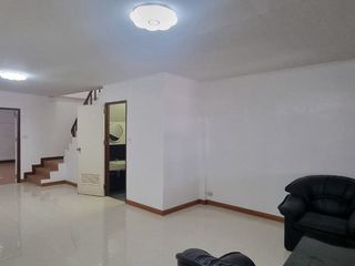 Haus zum Kauf mit 2 Zimmer in Bang Lamung, Chonburi
