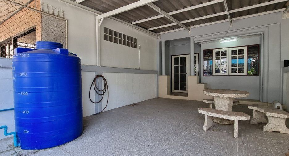 Haus zum Kauf mit 2 Zimmer in Bang Lamung, Chonburi