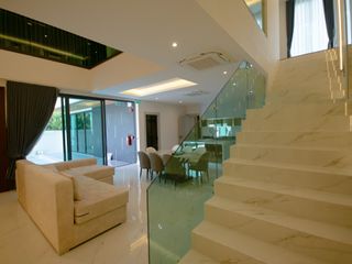 Haus zur Miete mit 4 Zimmer in Bang Lamung, Chonburi
