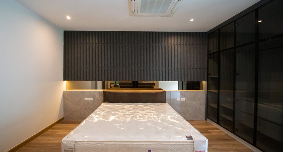 Haus zur Miete mit 4 Zimmer in Bang Lamung, Chonburi