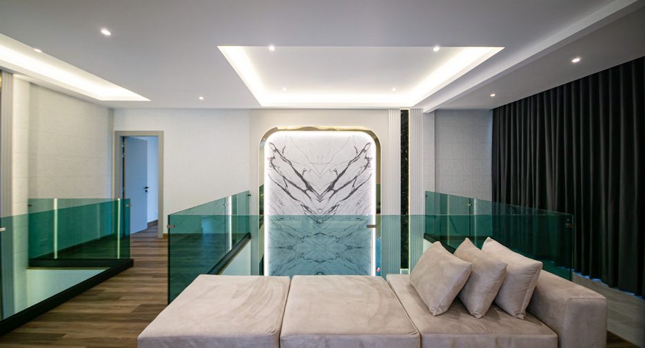 Haus zur Miete mit 4 Zimmer in Bang Lamung, Chonburi
