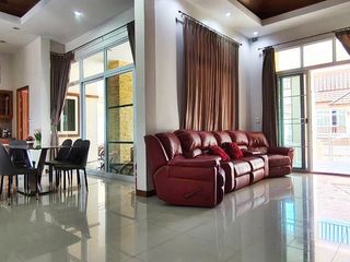 For sale 4 bedrooms house in Bang Saray, Pattaya