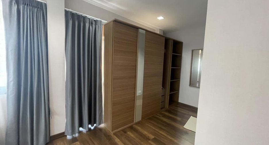 For sale 3 bedrooms house in Bang Lamung, Chonburi