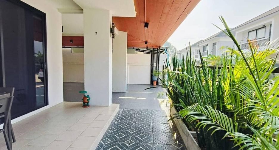 For sale 3 bedrooms house in Bang Lamung, Chonburi
