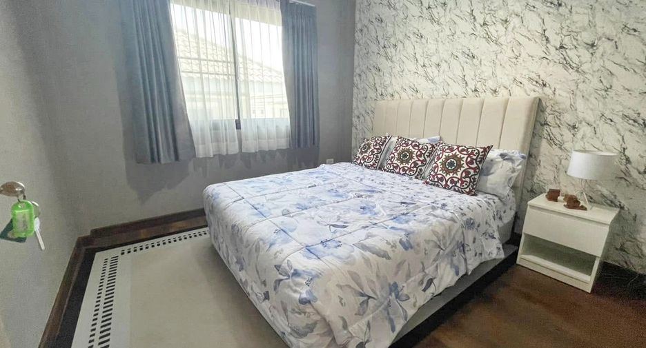 For sale 3 bedrooms house in Bang Lamung, Chonburi