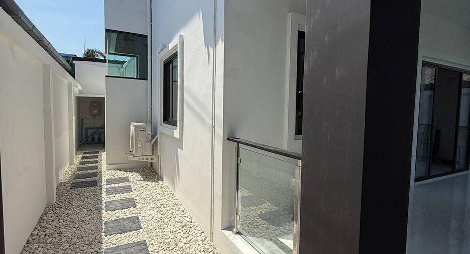 For sale 3 bedrooms house in Bang Lamung, Chonburi