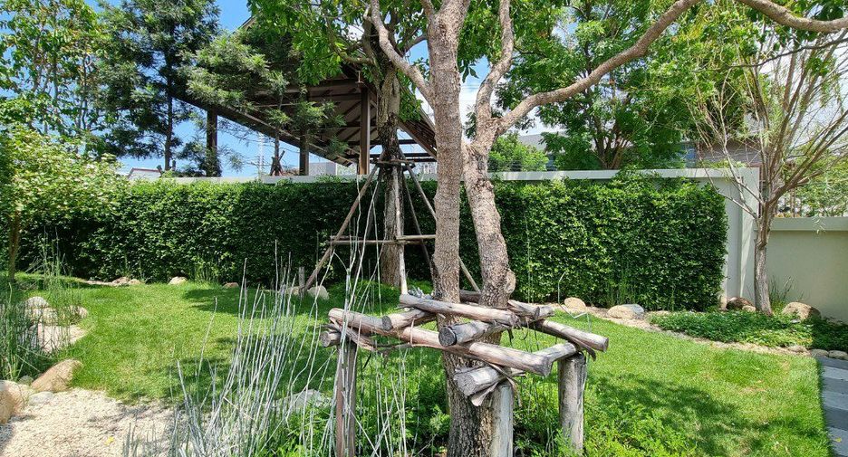 For sale 4 ベッドルーム house in Bang Lamung, Chonburi