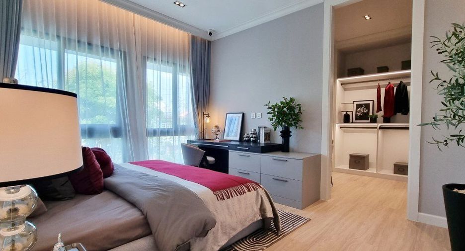 For sale 4 ベッドルーム house in Bang Lamung, Chonburi