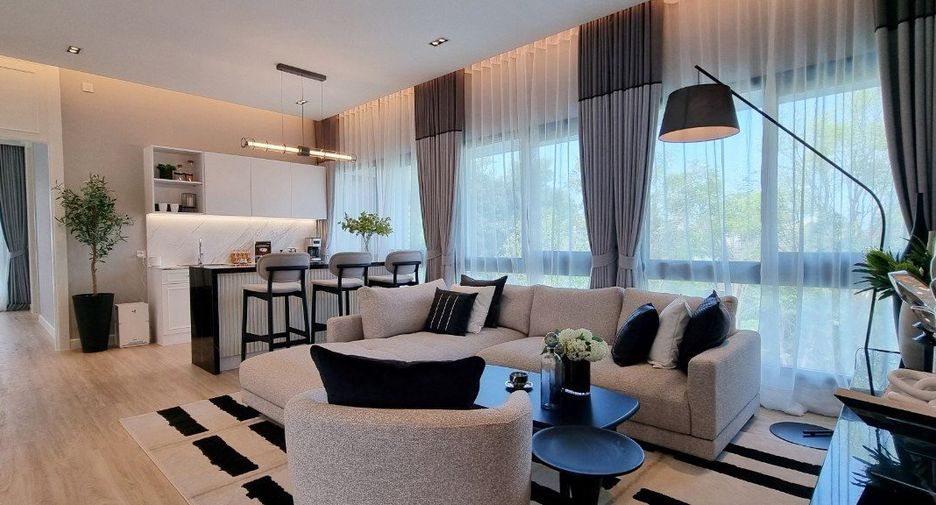 For sale 4 ベッドルーム house in Bang Lamung, Chonburi