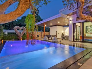 Haus zur Miete mit 5 Zimmer in Bang Lamung, Chonburi