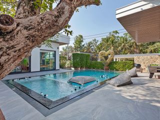 Haus zur Miete mit 5 Zimmer in Bang Lamung, Chonburi