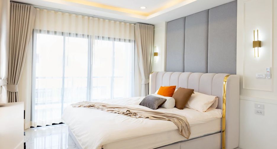 Casa en venta de 5 habitaciones en Bang Lamung, Chonburi