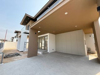 For sale 4 bedrooms house in Bang Lamung, Chonburi