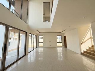 For sale 4 bedrooms house in Bang Lamung, Chonburi