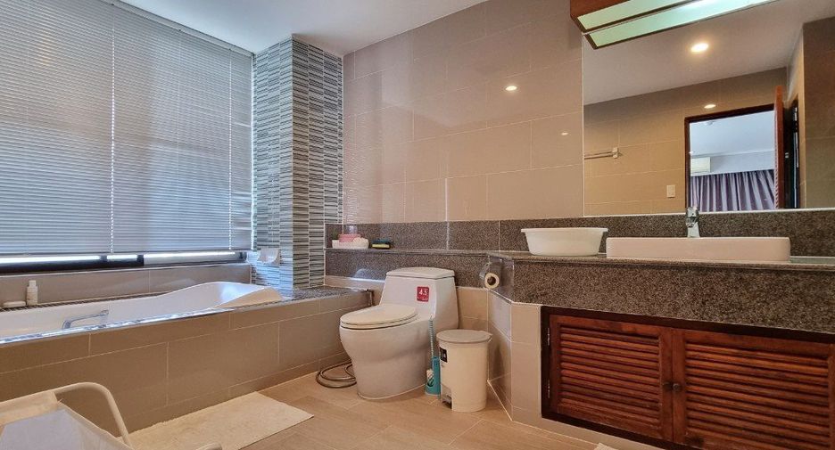 Condo en alquiler de 3 habitaciones en Sattahip, Chonburi