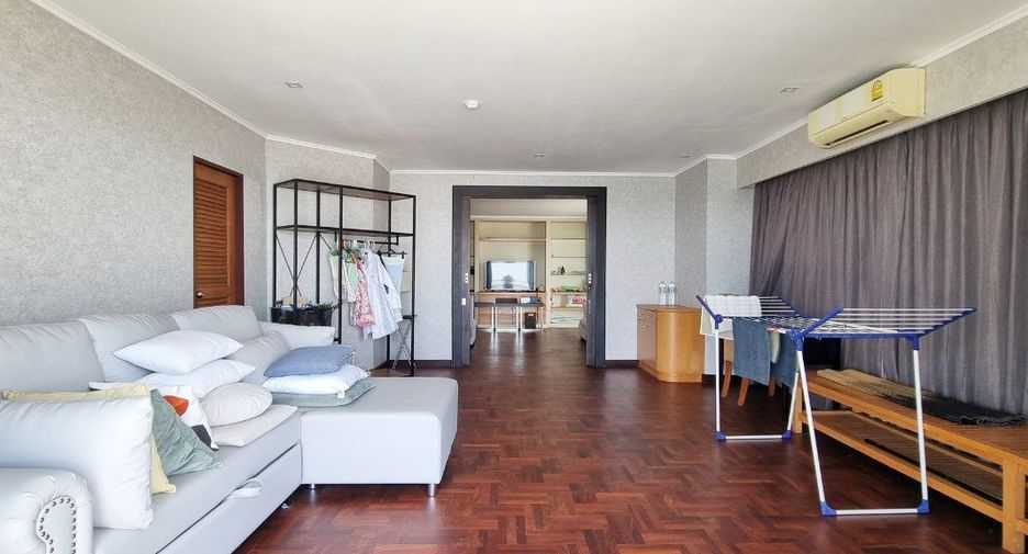 Condo en alquiler de 3 habitaciones en Sattahip, Chonburi
