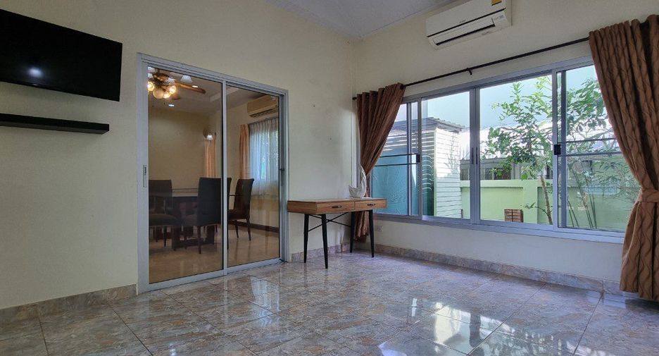 For sale 4 bedrooms house in Bang Lamung, Chonburi