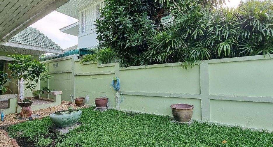 For sale 4 bedrooms house in Bang Lamung, Chonburi