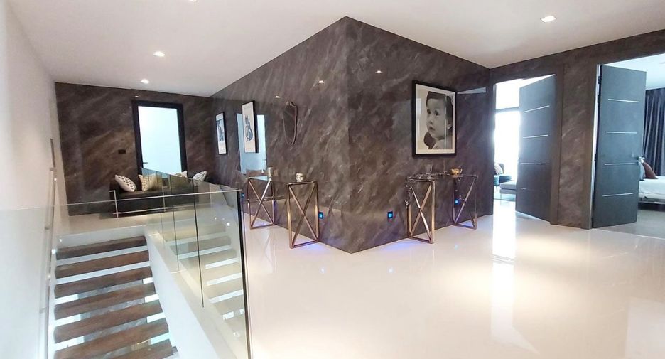 For sale 7 bedrooms house in Bang Lamung, Chonburi
