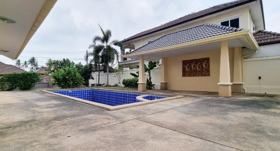 For sale 5 bedrooms house in Bang Lamung, Chonburi