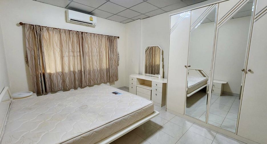 Haus zum Kauf mit 7 Zimmer in Bang Lamung, Chonburi