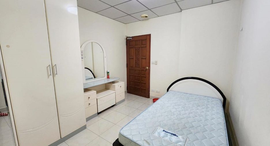 Haus zum Kauf mit 7 Zimmer in Bang Lamung, Chonburi