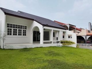 For sale 3 bedrooms house in Bang Lamung, Chonburi